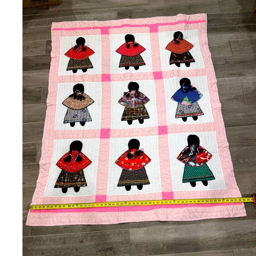 Handmade Sunbonnet Sue Quilt 53x64 Vintage Applique Cottagecore Moveable Braids